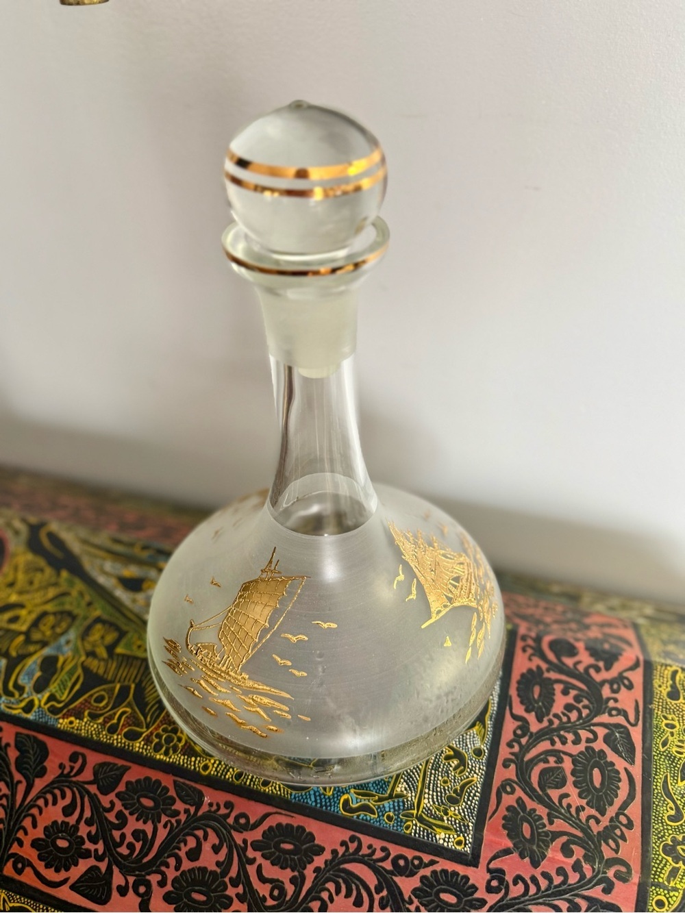 Rare Bohemia Crystal Decanter Frosted Glass with 22K Gold Nautical Design - Picture 3 of 10